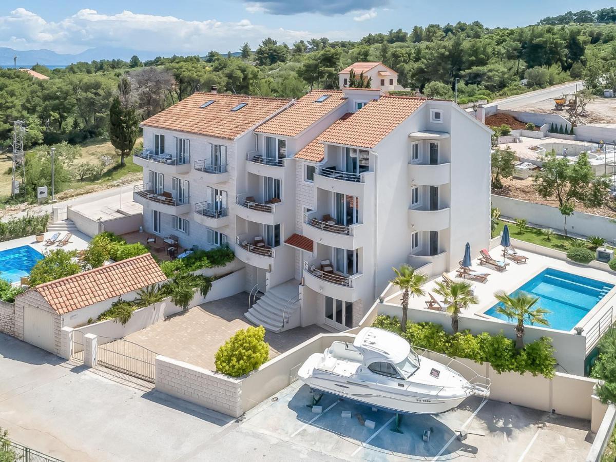 סוטיבאן Apartment Villa 2 Pools-1 By Interhome מראה חיצוני תמונה